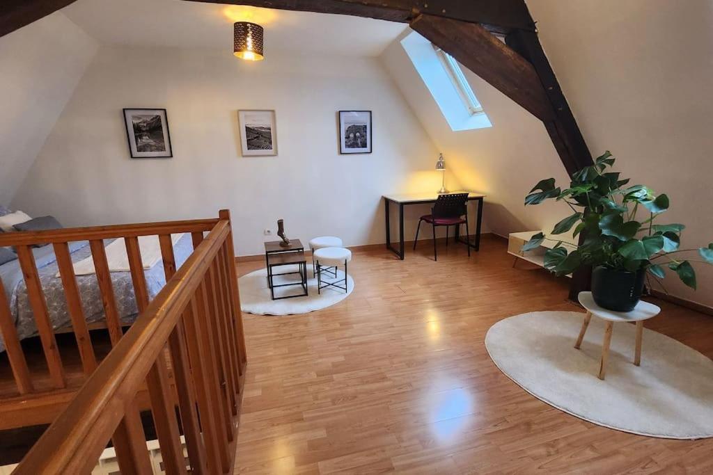 Apartamento Grand Duplex Du Beffroi Douai Exterior foto